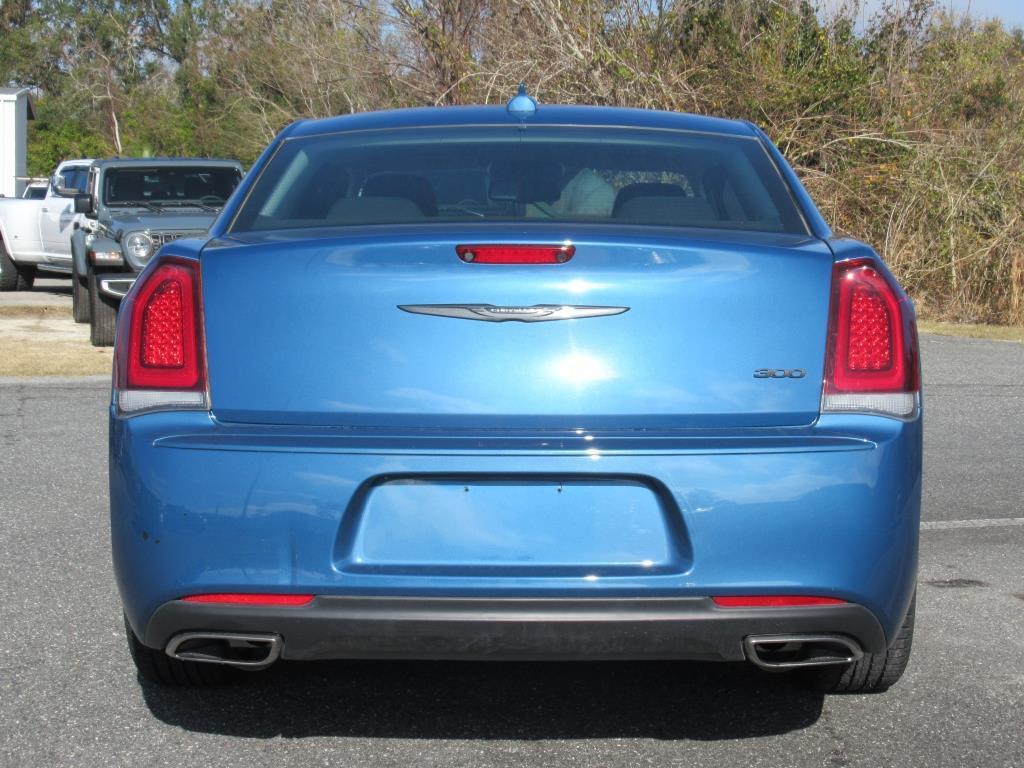 used 2021 Chrysler 300 car, priced at $29,968