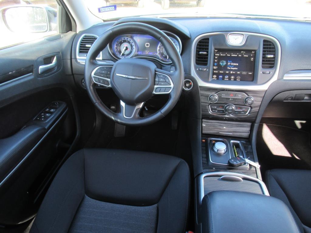 used 2021 Chrysler 300 car, priced at $29,968