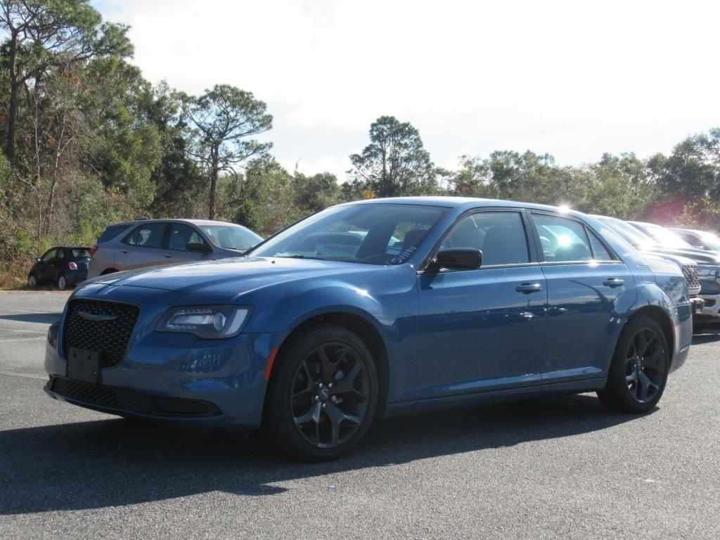 used 2021 Chrysler 300 car, priced at $29,968