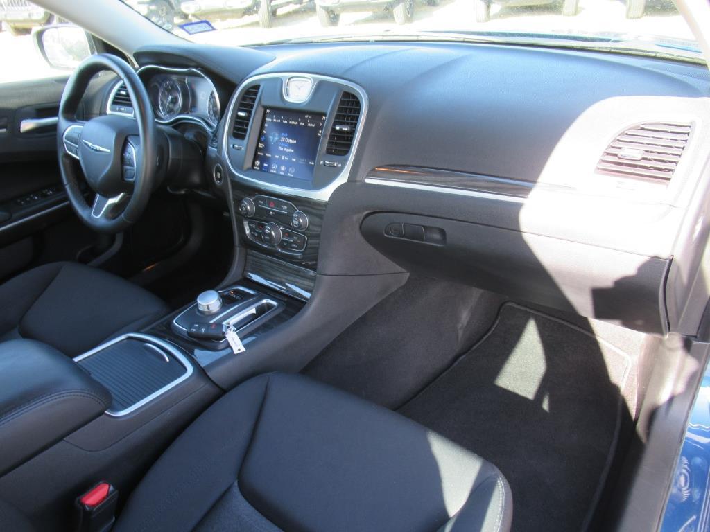 used 2021 Chrysler 300 car, priced at $29,968