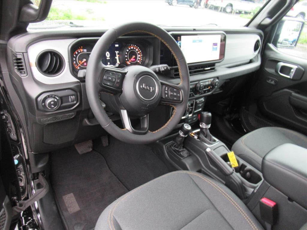 used 2024 Jeep Gladiator car, priced at $38,400