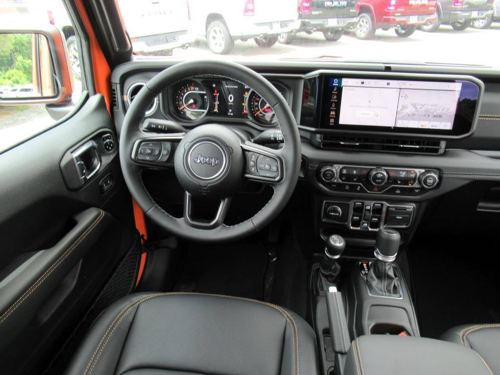 new 2025 Jeep Gladiator car, priced at $45,012