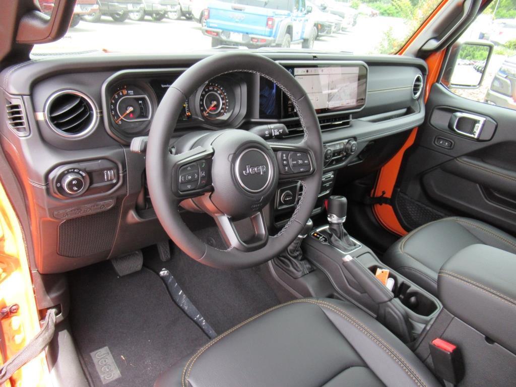 new 2025 Jeep Gladiator car, priced at $45,012