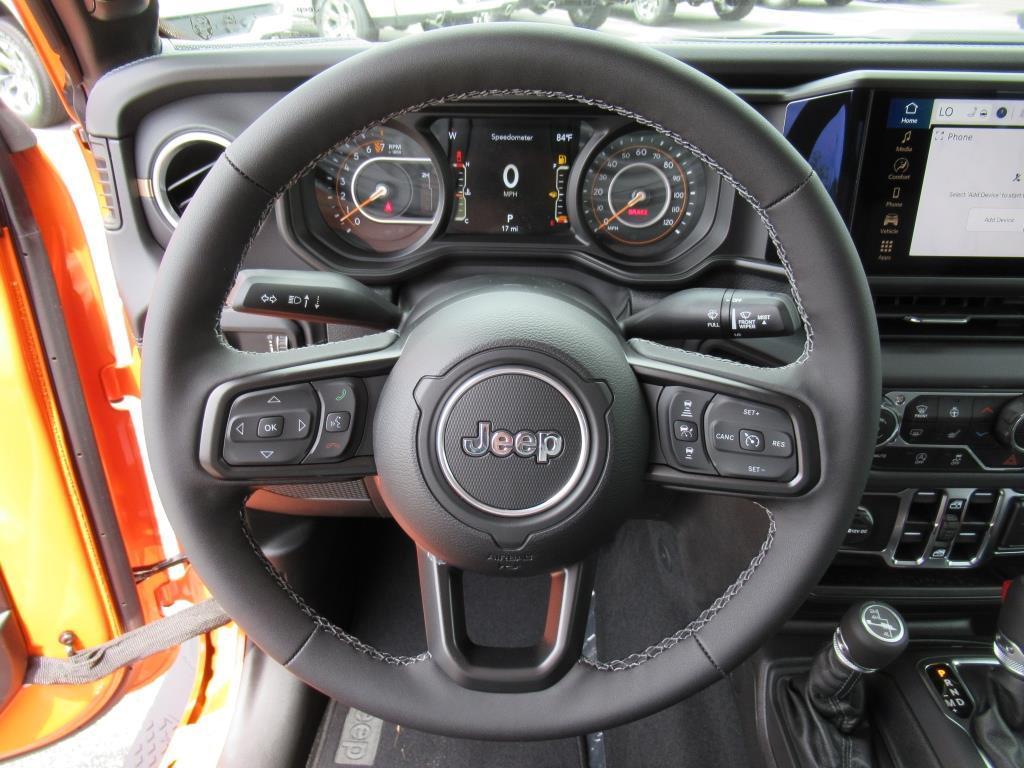 new 2025 Jeep Gladiator car, priced at $45,012