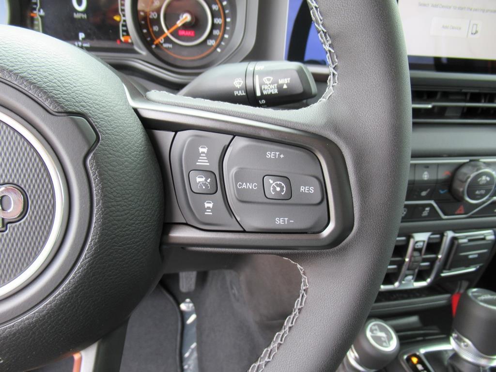 new 2025 Jeep Gladiator car, priced at $45,012
