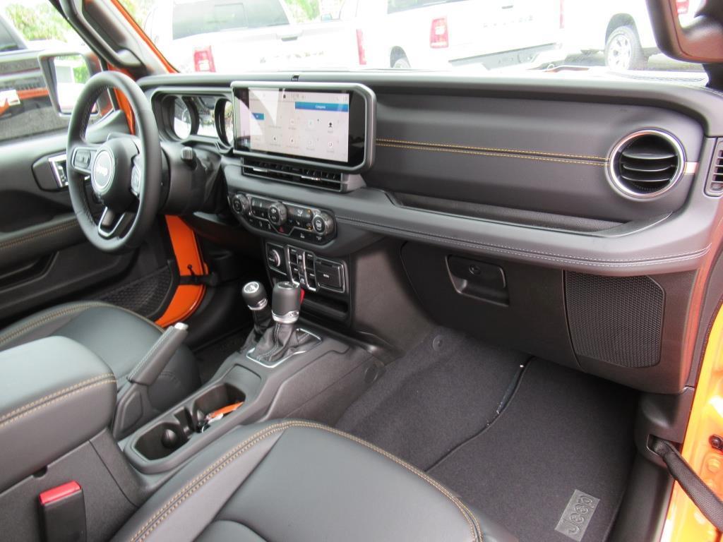 new 2025 Jeep Gladiator car, priced at $45,012