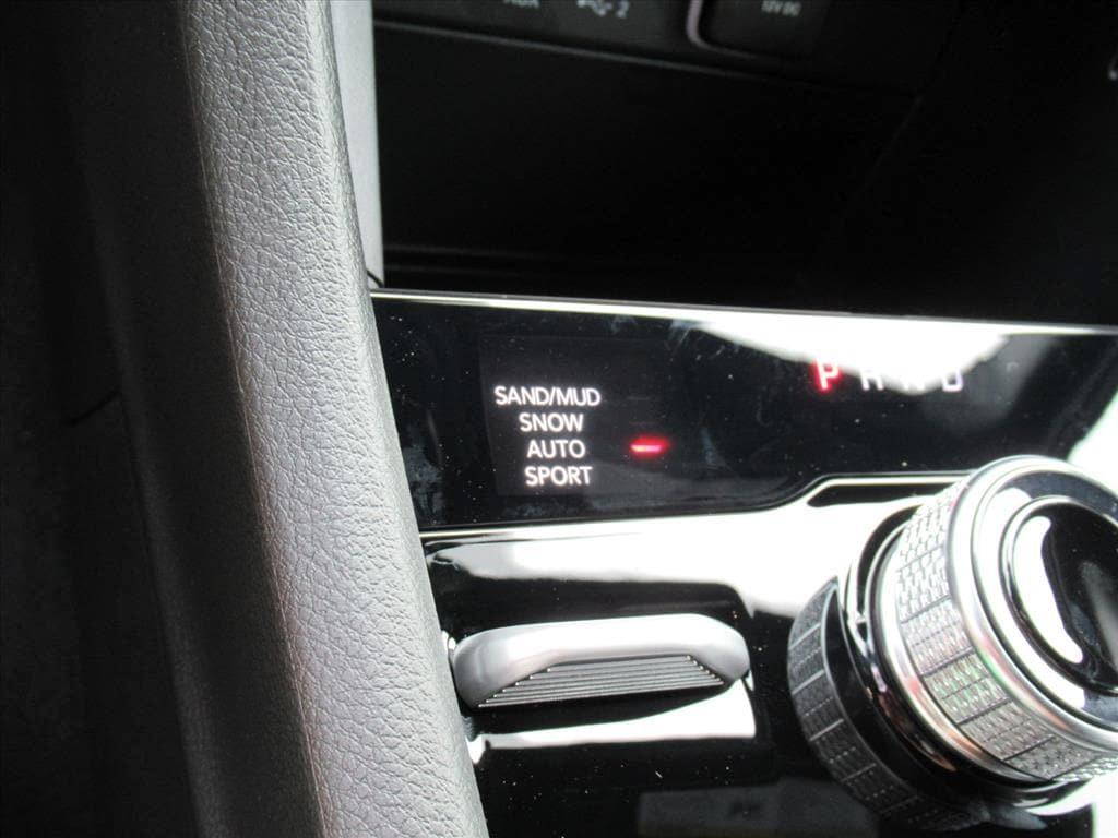 new 2025 Jeep Grand Cherokee L car, priced at $43,303