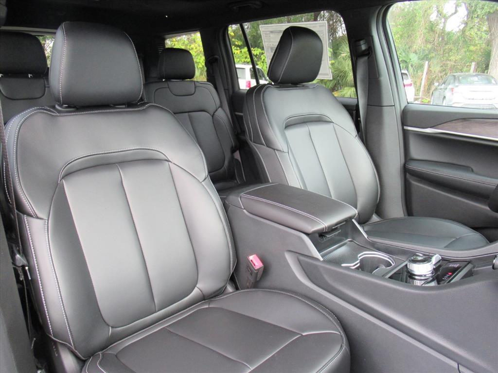 new 2025 Jeep Grand Cherokee L car, priced at $43,303