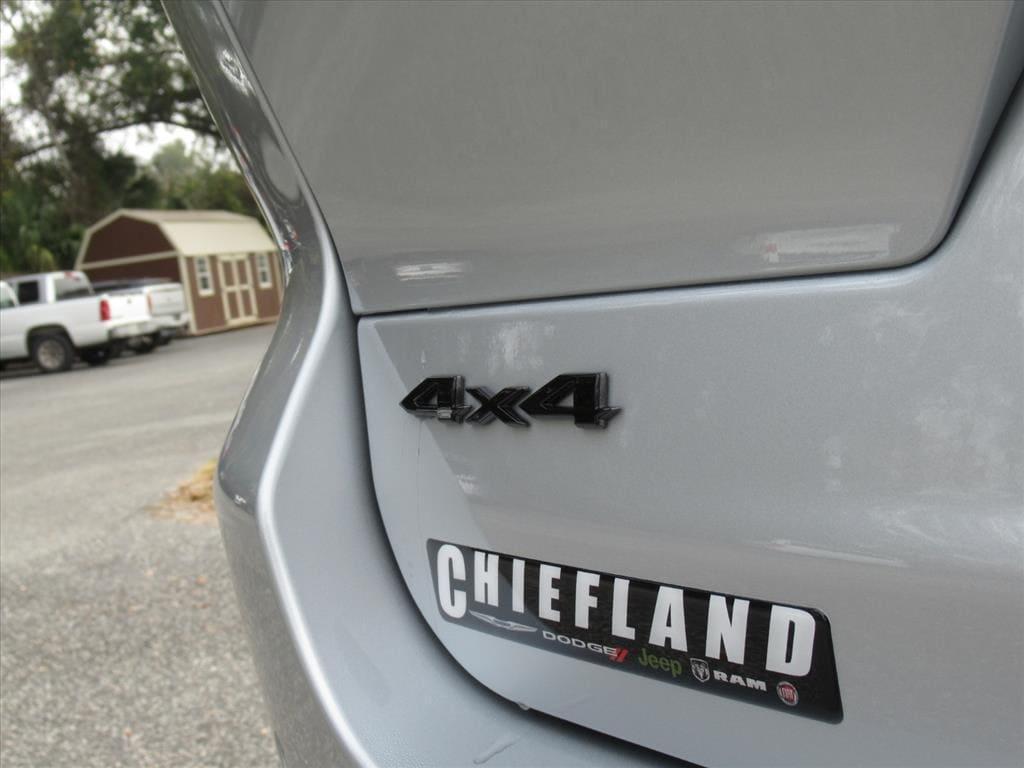 new 2025 Jeep Grand Cherokee L car, priced at $43,303