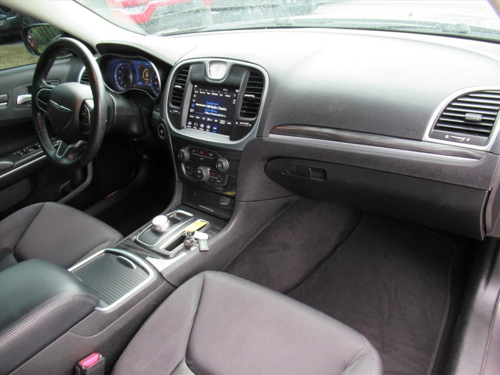 used 2022 Chrysler 300 car, priced at $26,900