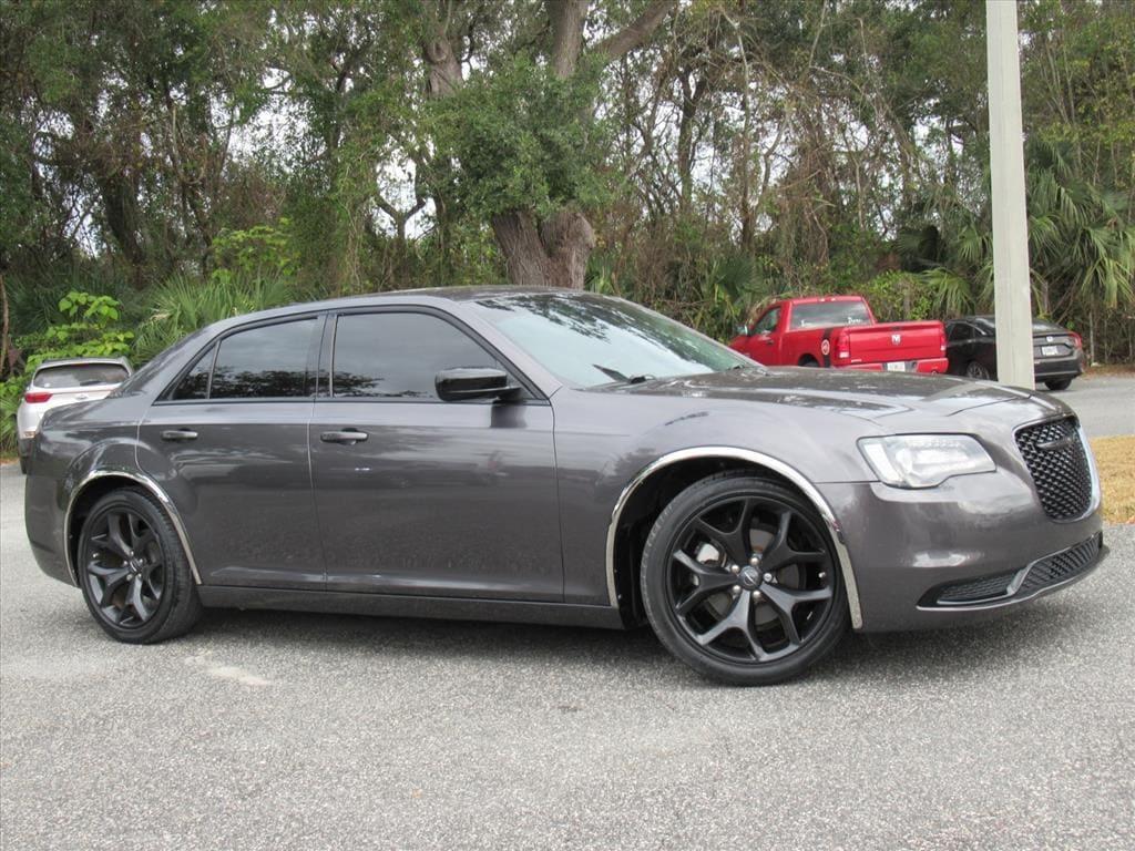 used 2022 Chrysler 300 car, priced at $26,900