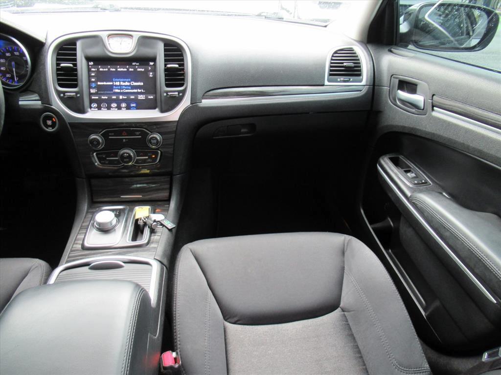 used 2022 Chrysler 300 car, priced at $26,900