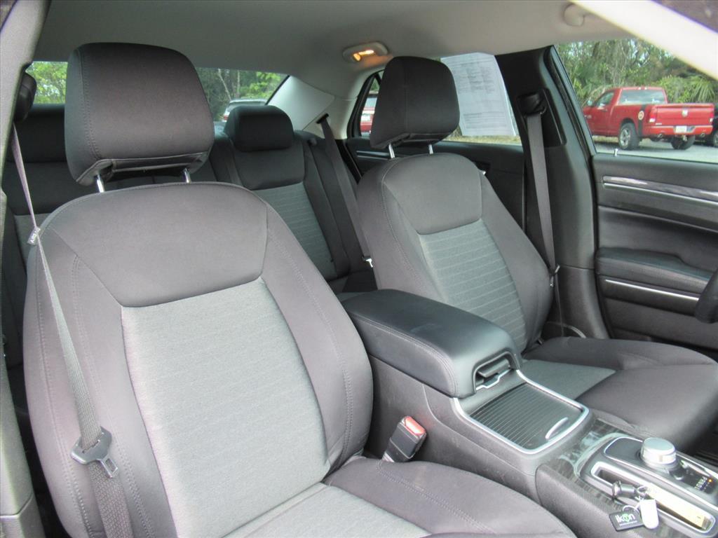 used 2022 Chrysler 300 car, priced at $26,900