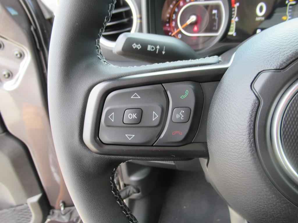 new 2025 Jeep Gladiator car, priced at $44,712