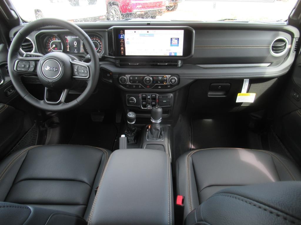 new 2025 Jeep Gladiator car, priced at $44,712