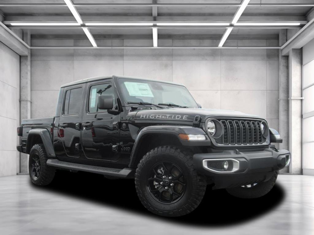new 2025 Jeep Gladiator car, priced at $44,712
