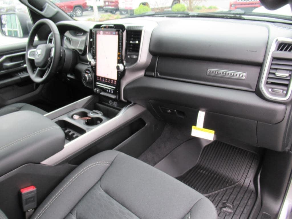 new 2025 Ram 1500 car, priced at $47,987