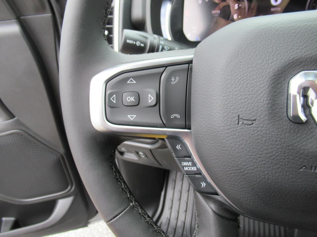 new 2025 Ram 1500 car, priced at $47,987