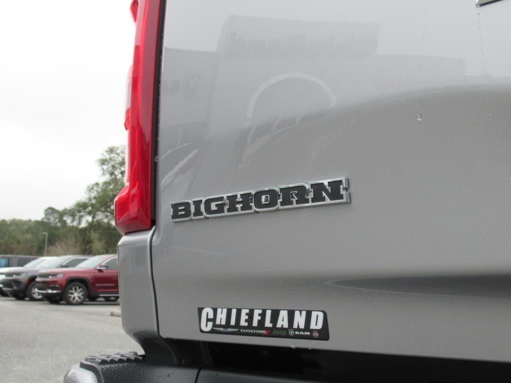 new 2025 Ram 1500 car, priced at $47,987