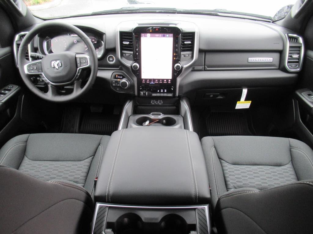 new 2025 Ram 1500 car, priced at $47,987