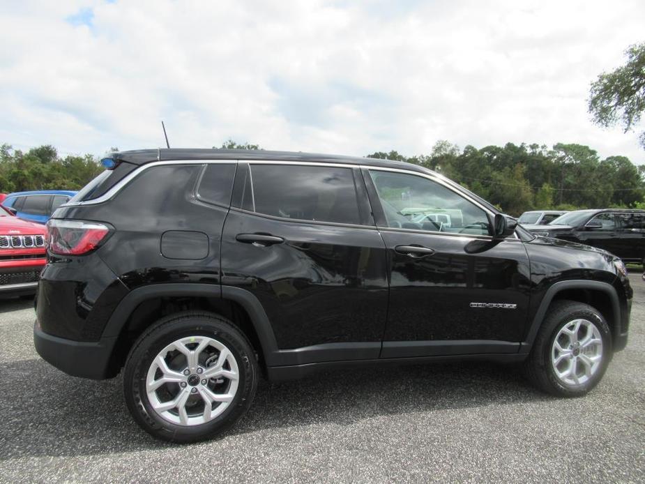 new 2025 Jeep Compass car, priced at $26,090