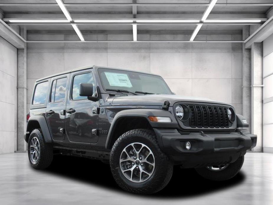 new 2025 Jeep Wrangler car, priced at $41,670