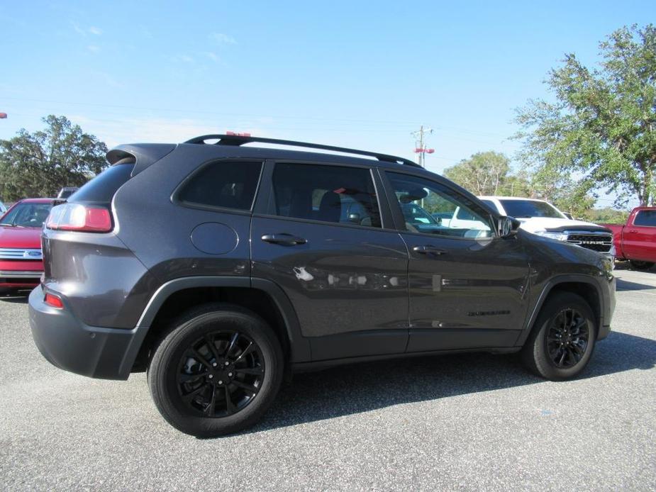 used 2023 Jeep Cherokee car, priced at $25,595