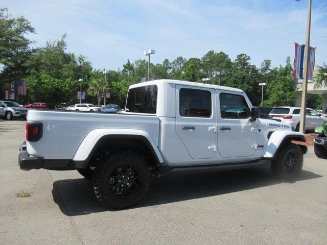 new 2025 Jeep Gladiator car, priced at $44,682