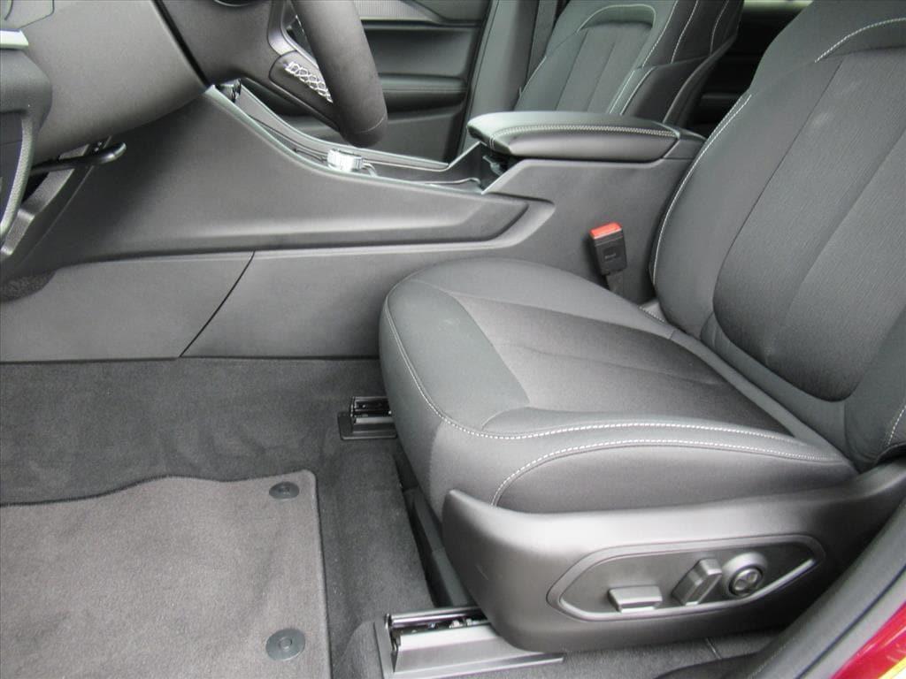 new 2025 Jeep Grand Cherokee L car, priced at $42,015