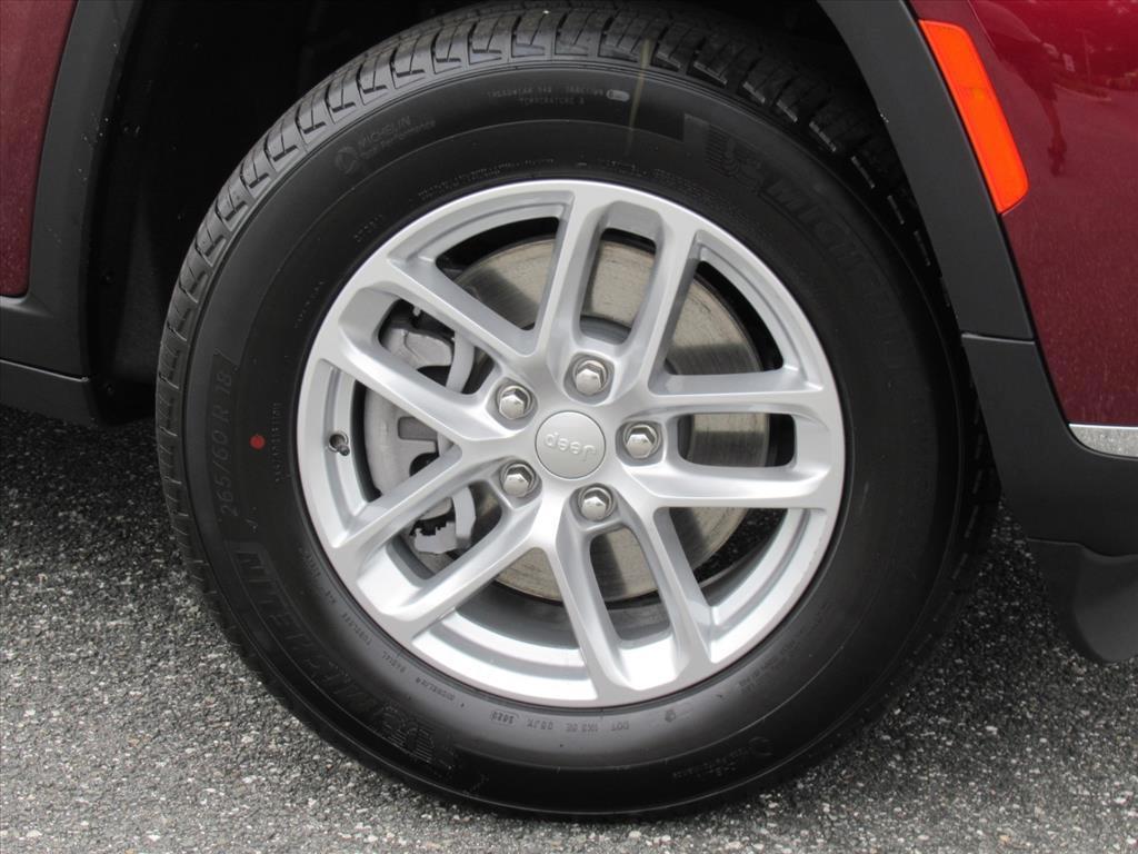 new 2025 Jeep Grand Cherokee L car, priced at $42,015