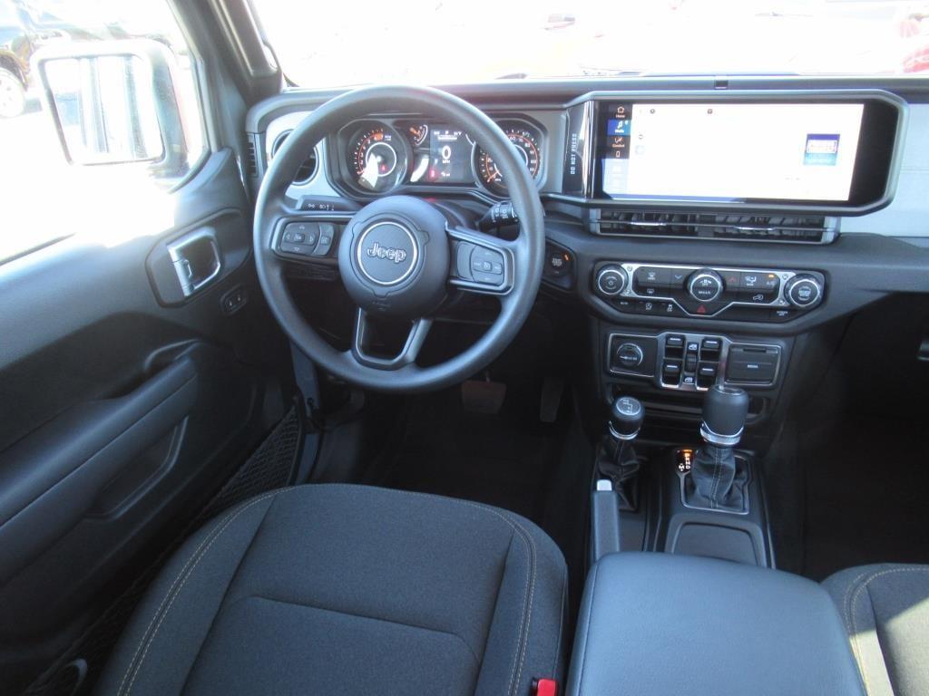 new 2025 Jeep Wrangler car, priced at $41,487