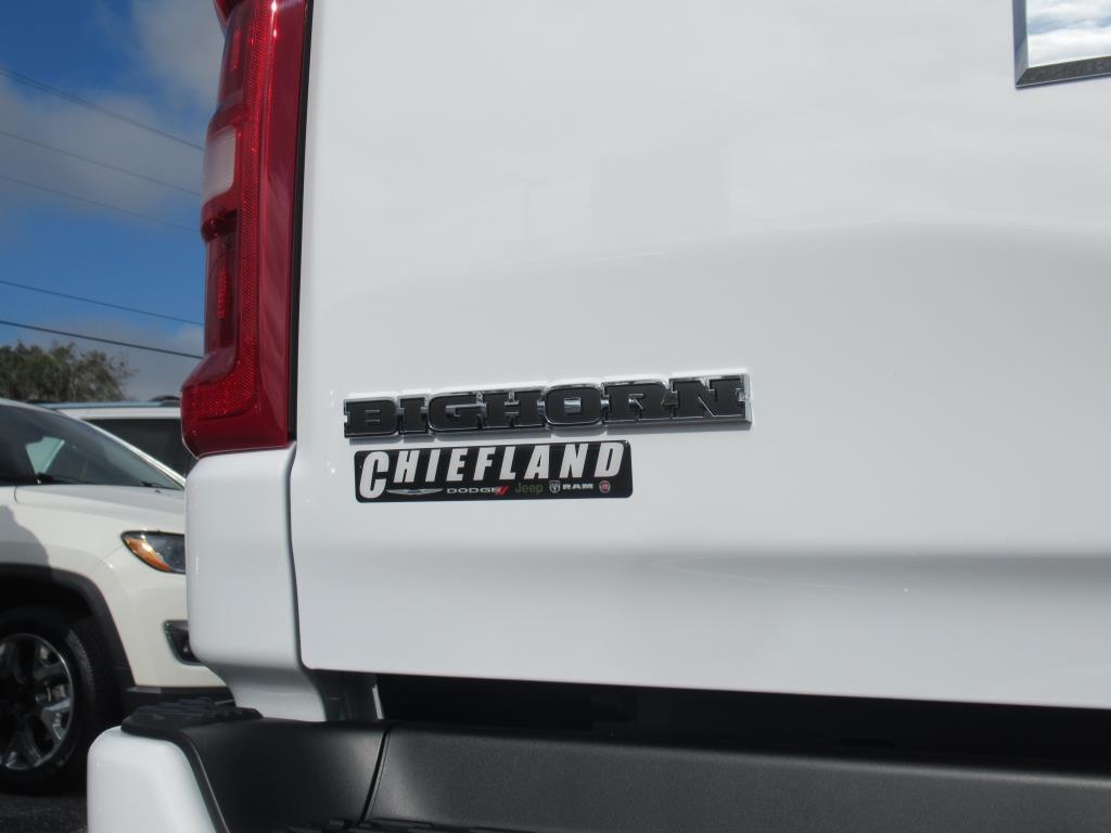 new 2025 Ram 1500 car, priced at $48,325