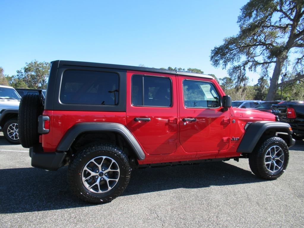 new 2025 Jeep Wrangler car, priced at $40,670