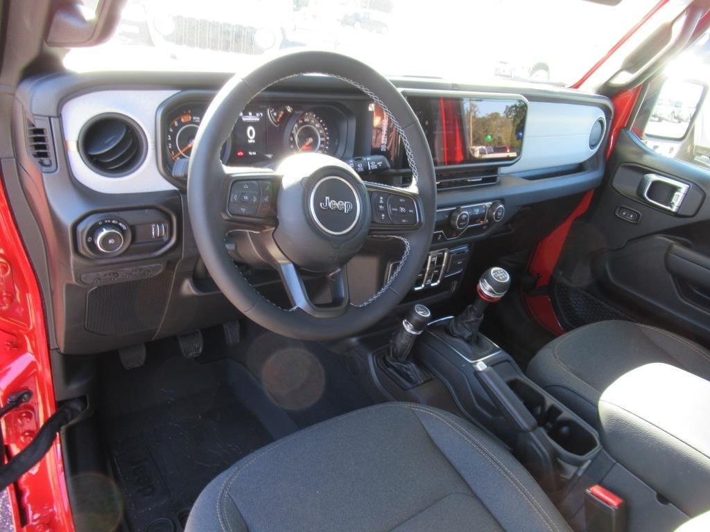 new 2025 Jeep Wrangler car, priced at $40,670