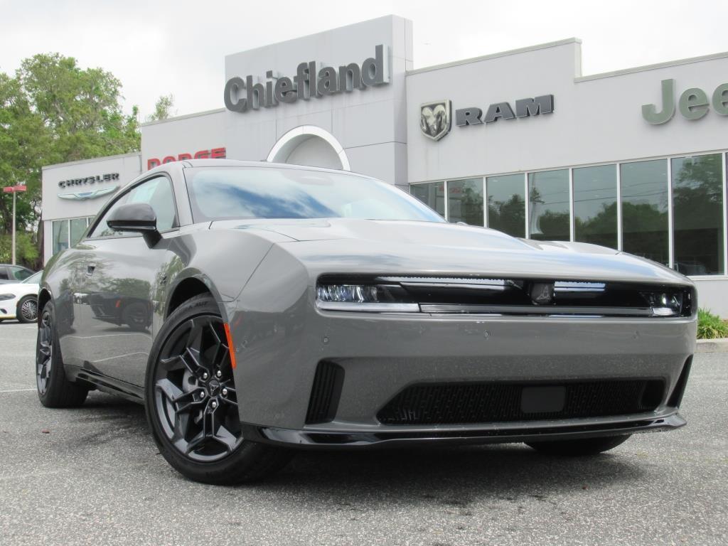 new 2025 Dodge Charger Daytona car, priced at $46,525