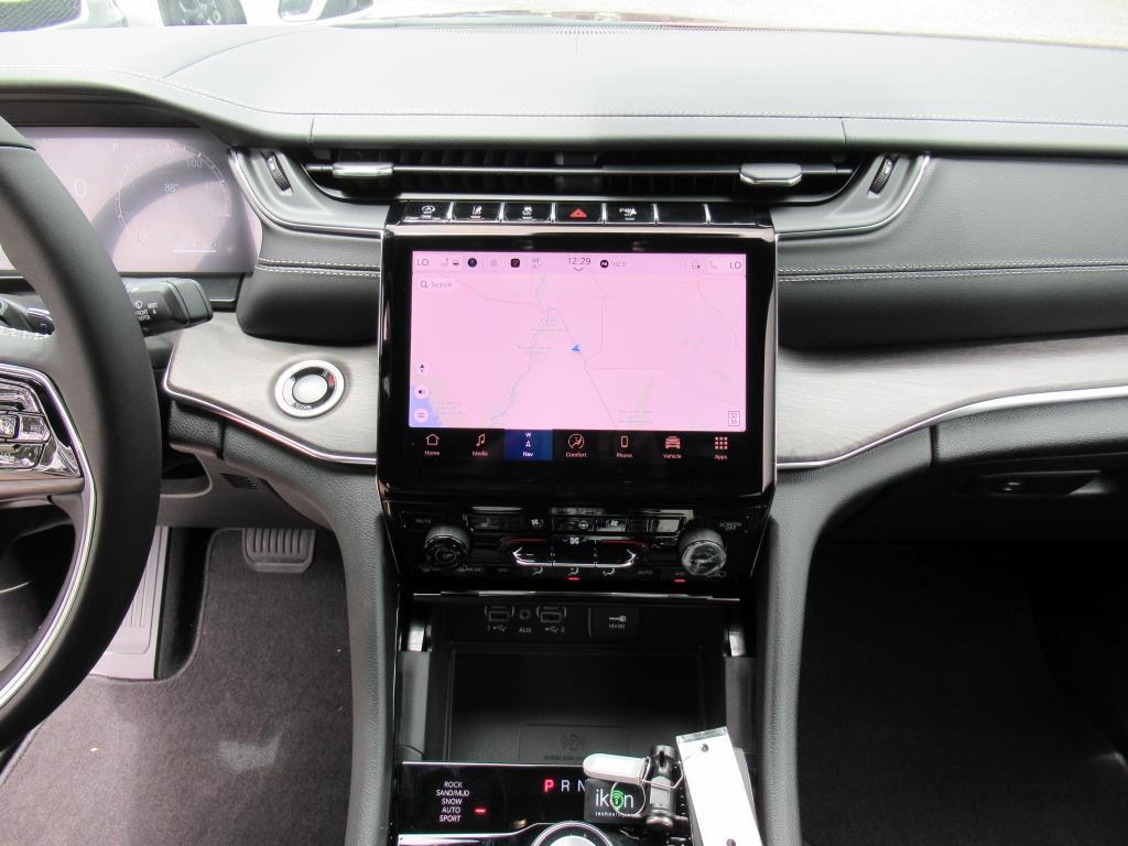 new 2025 Jeep Grand Cherokee car, priced at $55,346