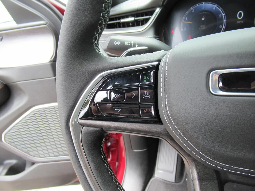 new 2025 Jeep Grand Cherokee car, priced at $55,346