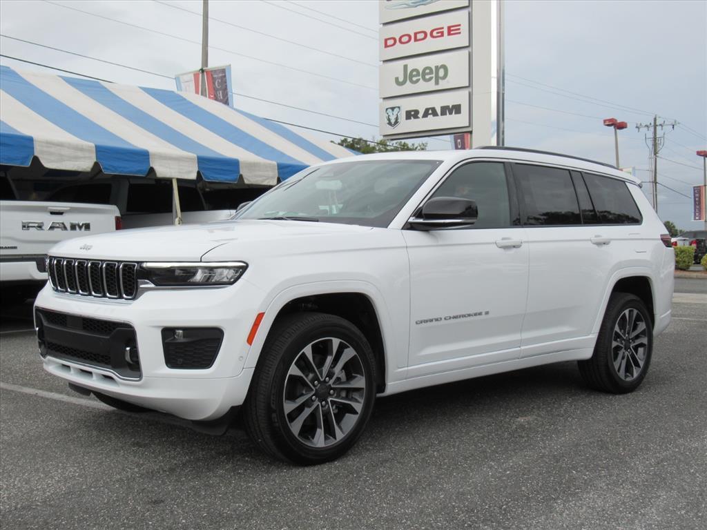 new 2025 Jeep Grand Cherokee L car, priced at $54,417