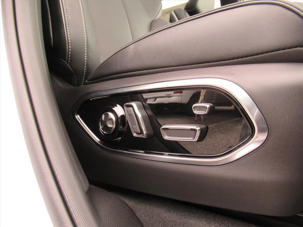 new 2025 Jeep Grand Cherokee L car, priced at $54,417