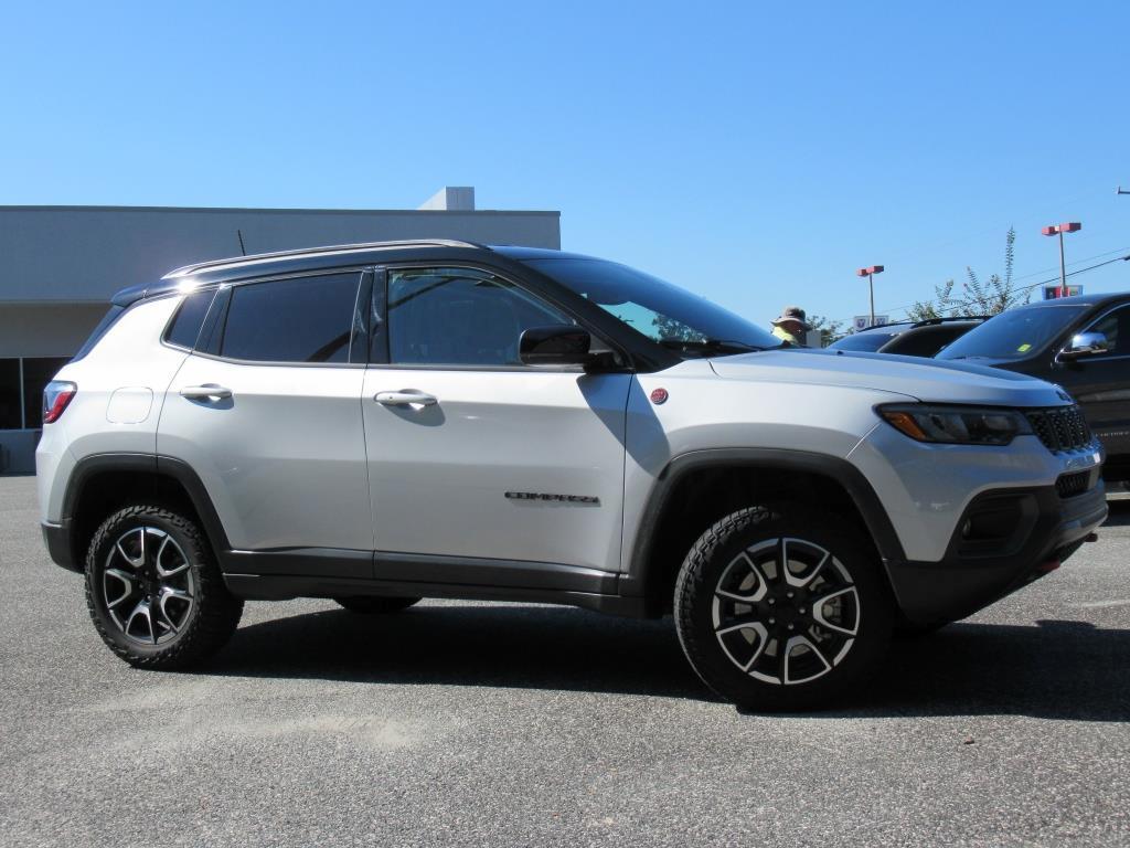used 2024 Jeep Compass car, priced at $26,399