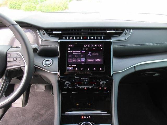 new 2025 Jeep Grand Cherokee L car, priced at $37,320