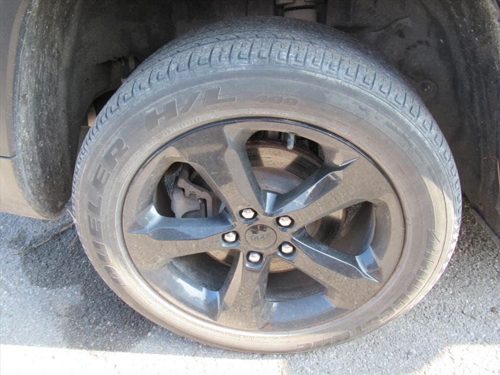 used 2022 Jeep Grand Cherokee L car, priced at $27,900