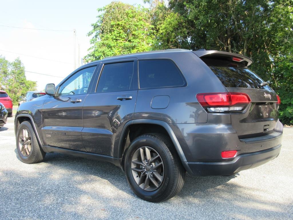 used 2016 Jeep Grand Cherokee car, priced at $17,487