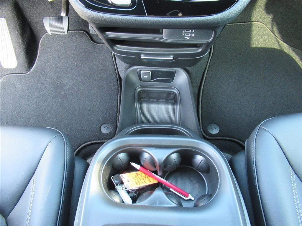 new 2026 Chrysler Pacifica car, priced at $40,665