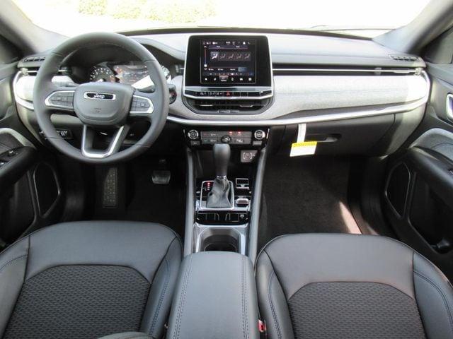 new 2025 Jeep Compass car, priced at $26,660