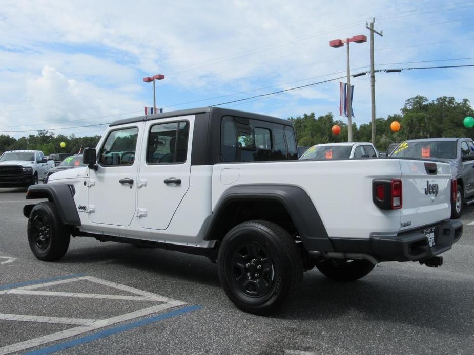 new 2024 Jeep Gladiator car, priced at $37,337