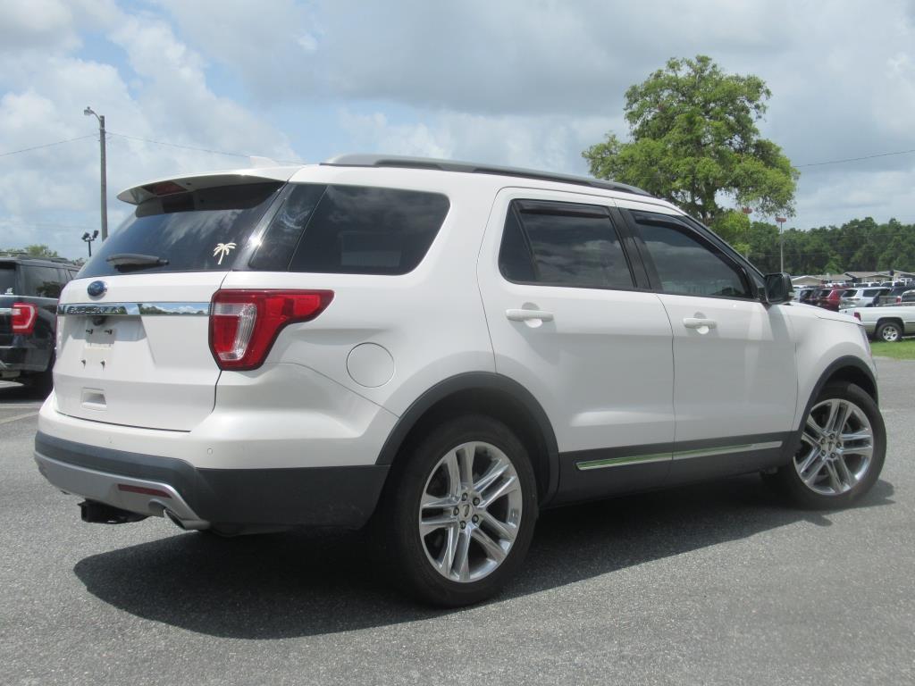used 2017 Ford Explorer car