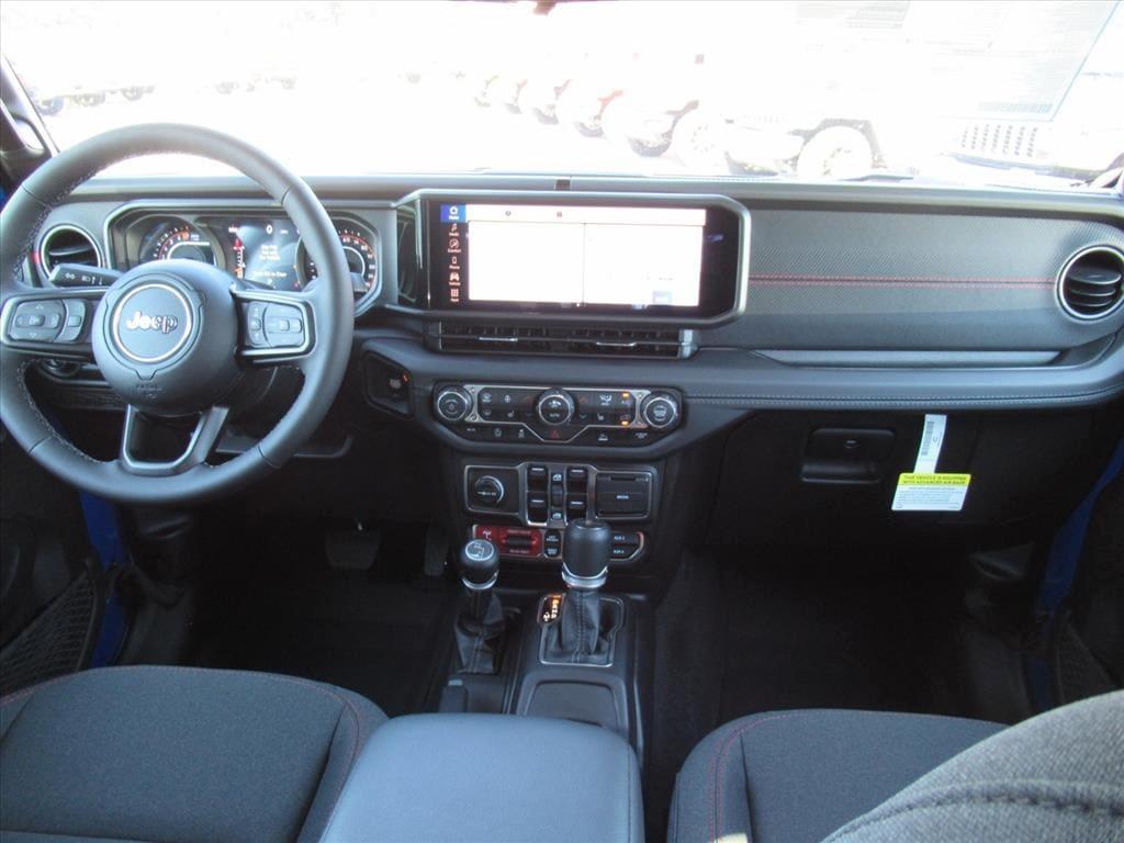 new 2025 Jeep Gladiator car, priced at $50,305