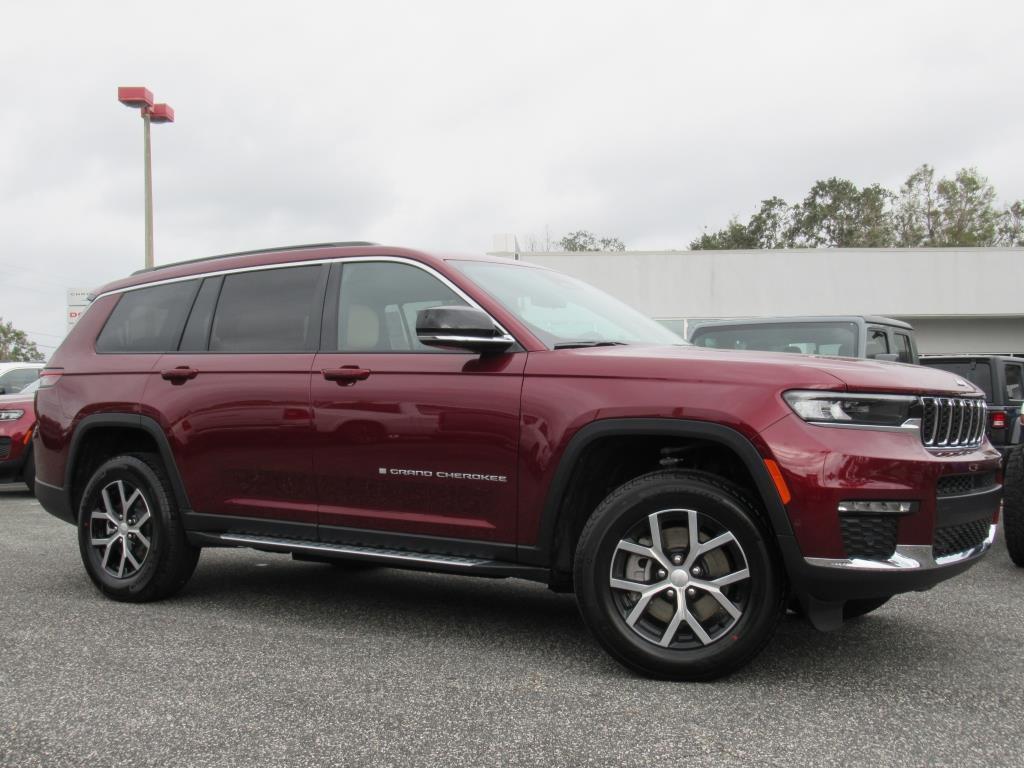 new 2025 Jeep Grand Cherokee L car, priced at $49,805