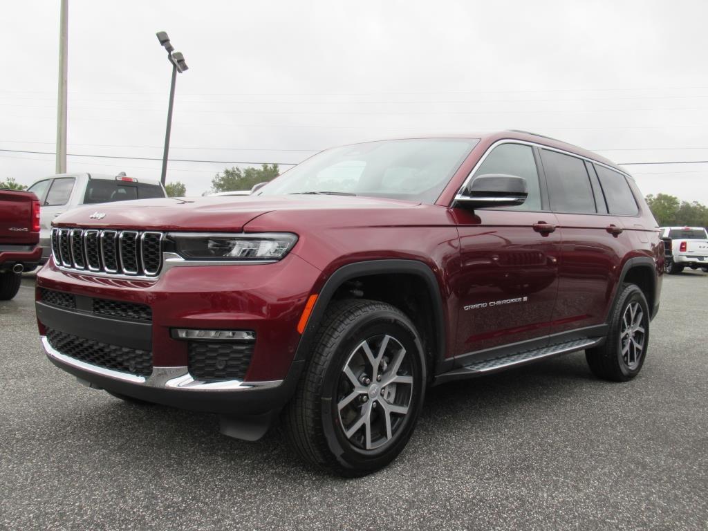 new 2025 Jeep Grand Cherokee L car, priced at $49,805